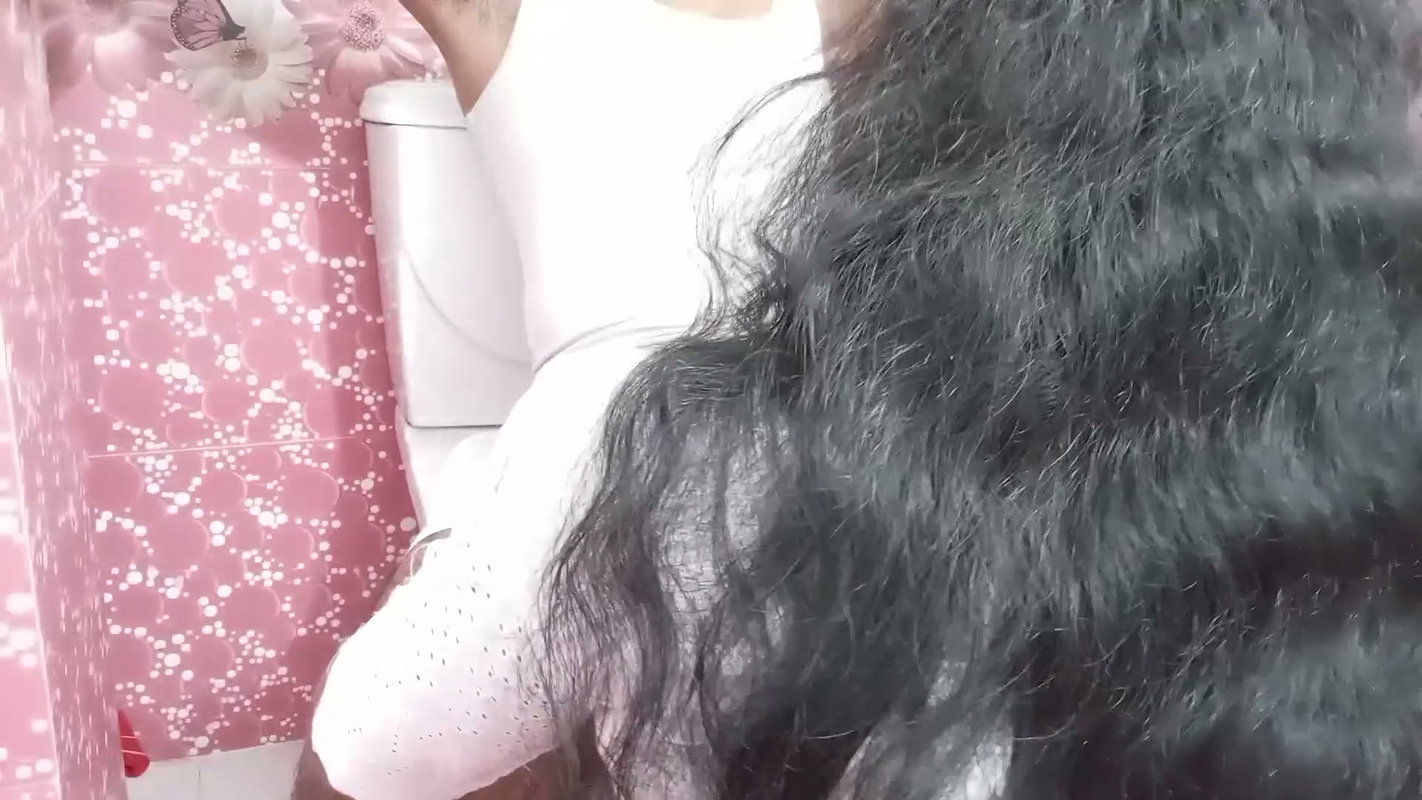 Girlfriend is calling her boyfriend, I just posted that video for fun