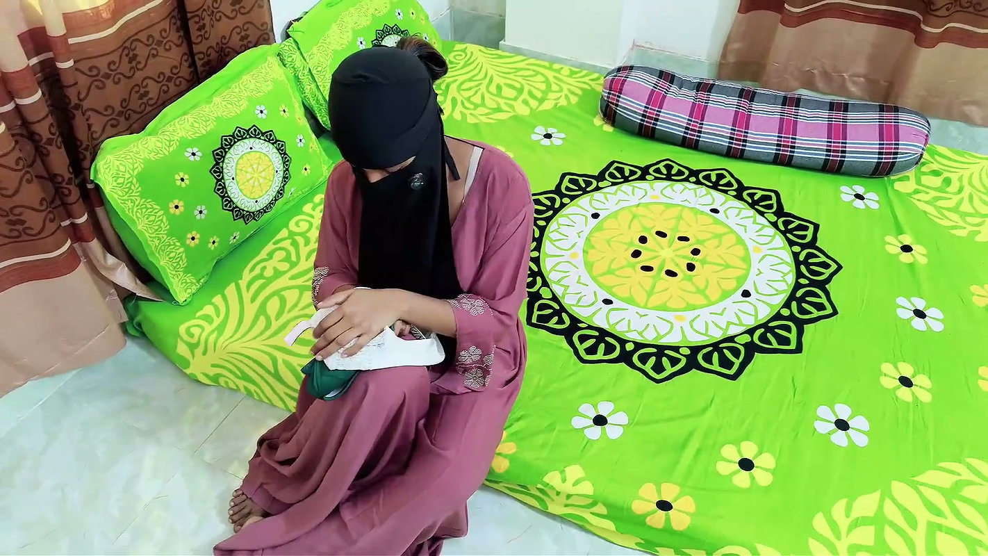 Hijab Stepmom managed her stepson for a sweet fuck__Desi bangla xxx