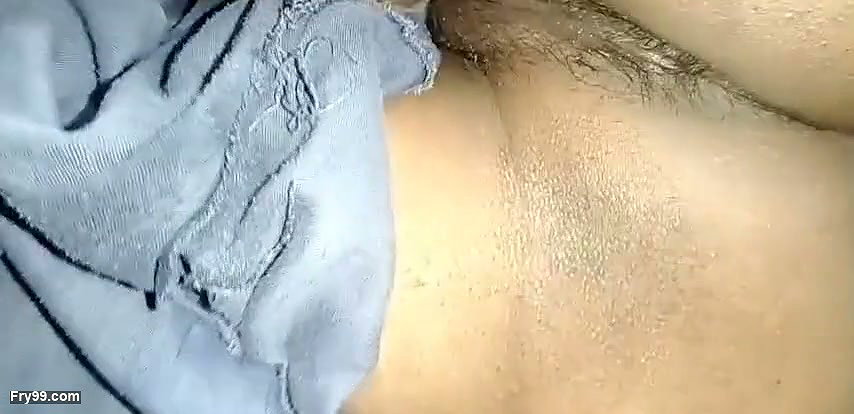 My girlfriend was in a bad mood so I gave her pleasure by fucking her