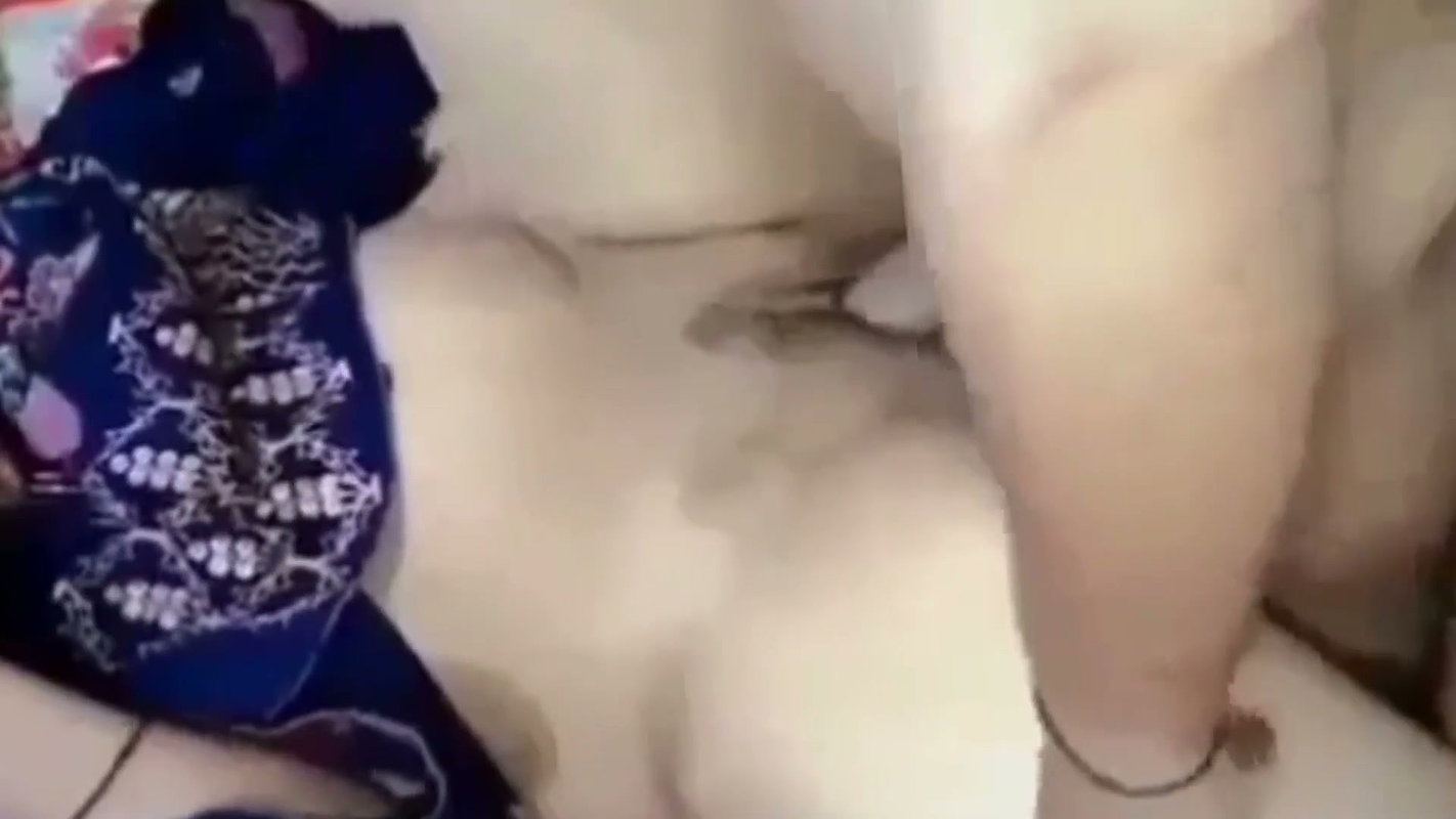 popXusa amateur couple has sex extensively throughout the day to establish themselves on an American premium dating site
