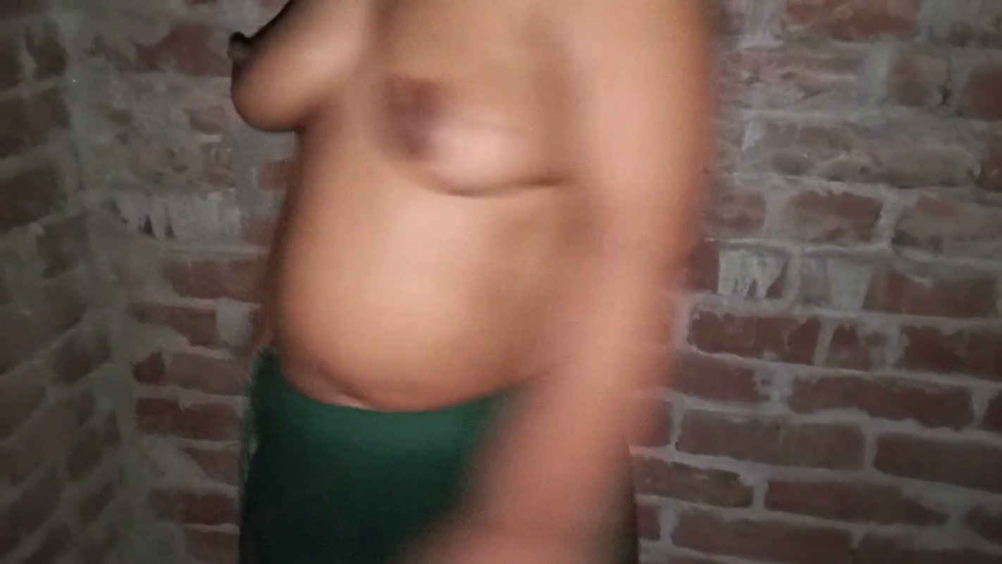 Step sister with First-time alone at home