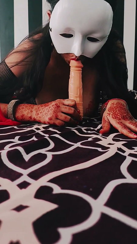 Bhabhi Is Totally in the Mood