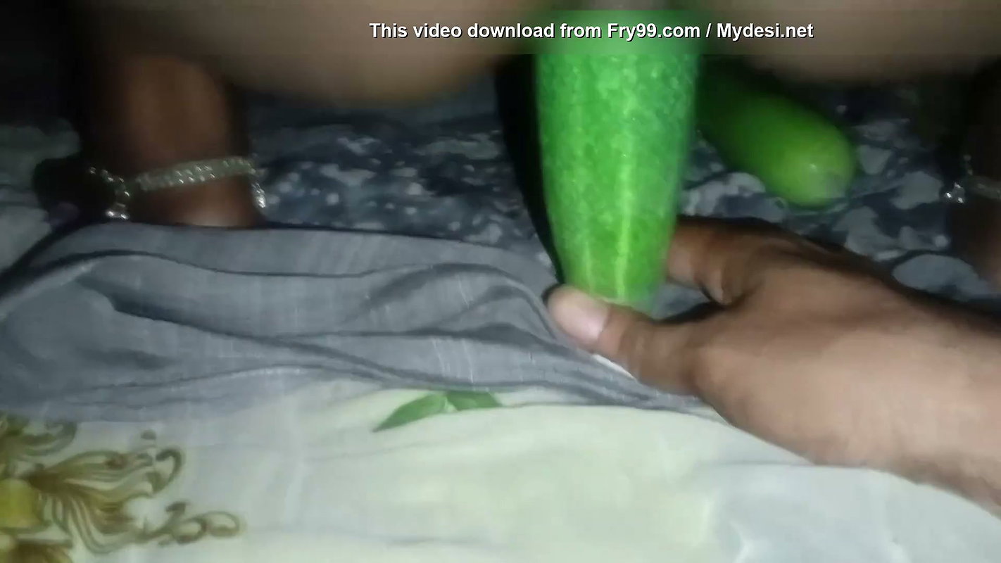 Bhabhi Ne pura khira chut me dal diya