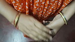 Bhabi ko ghar main ekala chud diye bistar pe