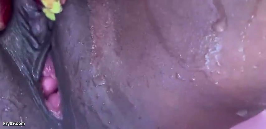 Desi bhabhi ka sweet sexy big pussy fingaring hard pussy