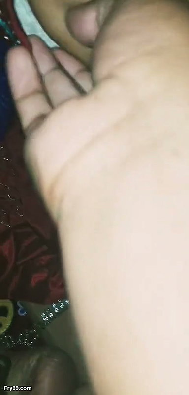 hot wife ke Munh Mein land De Diyafull real sex video