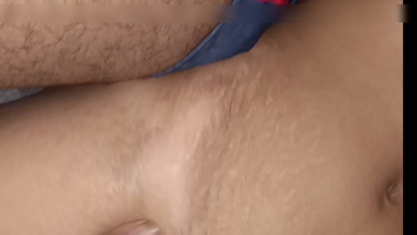 Mene meri soteli bahan ko pel diya