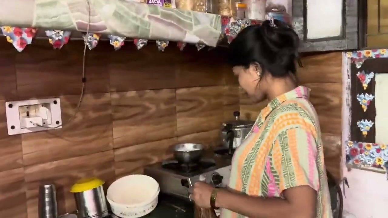 My stepmom Fuck by me Whole she working on the floor