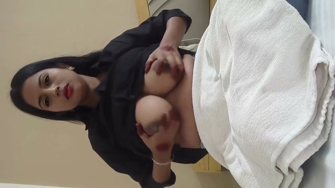 S-280. Full video of hotel fucking with boyfriend