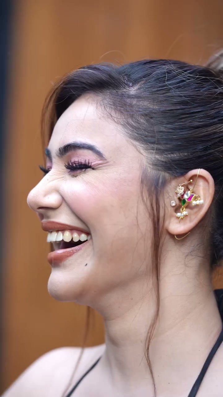 Frame 9