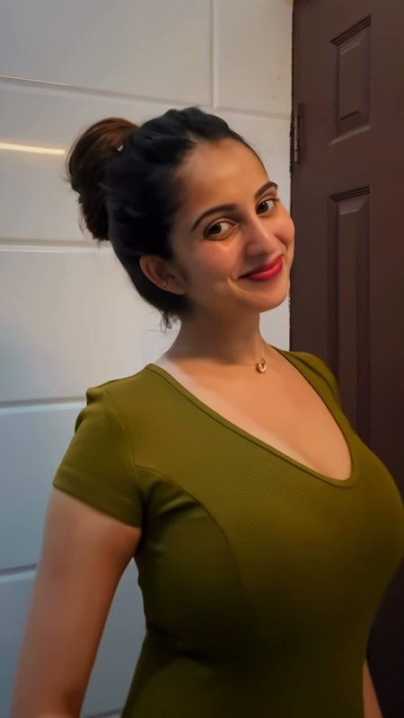 GOWDA BUSTY TIGHT BOOBS NAUGHTY LOOKS HQ VIDEO 22