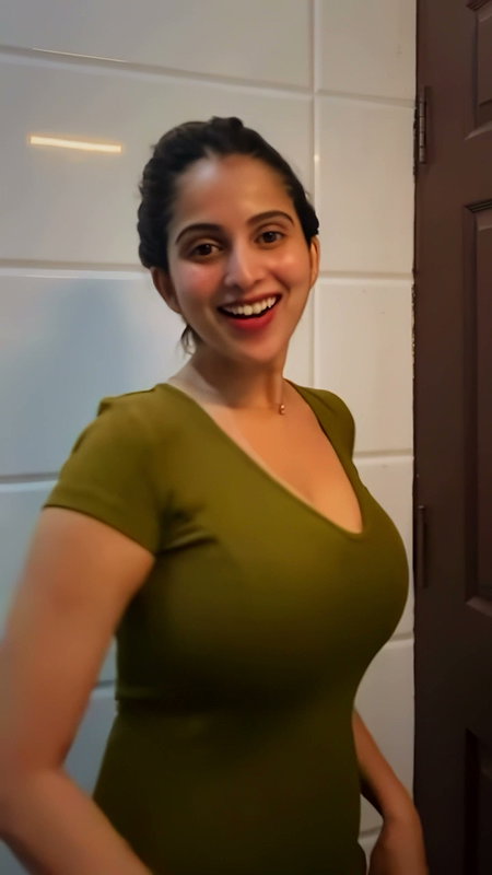 GOWDA BUSTY TIGHT BOOBS NAUGHTY LOOKS HQ VIDEO 22