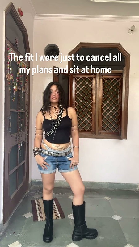 sexy bengli girl deep navel and tits in black top 22