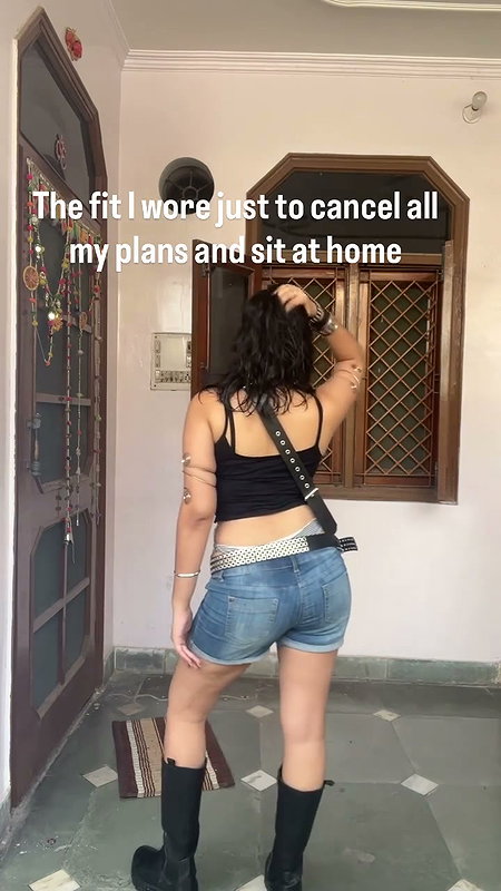 sexy bengli girl deep navel and tits in black top 22