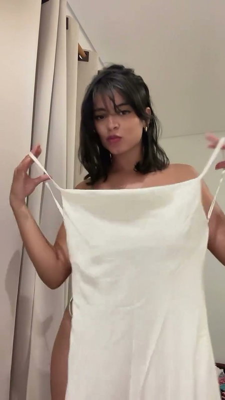 girl nude show 22