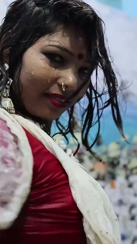 Took my girlfriend to a scary place, fucked her and made her suck my big dick, clear hindi audio