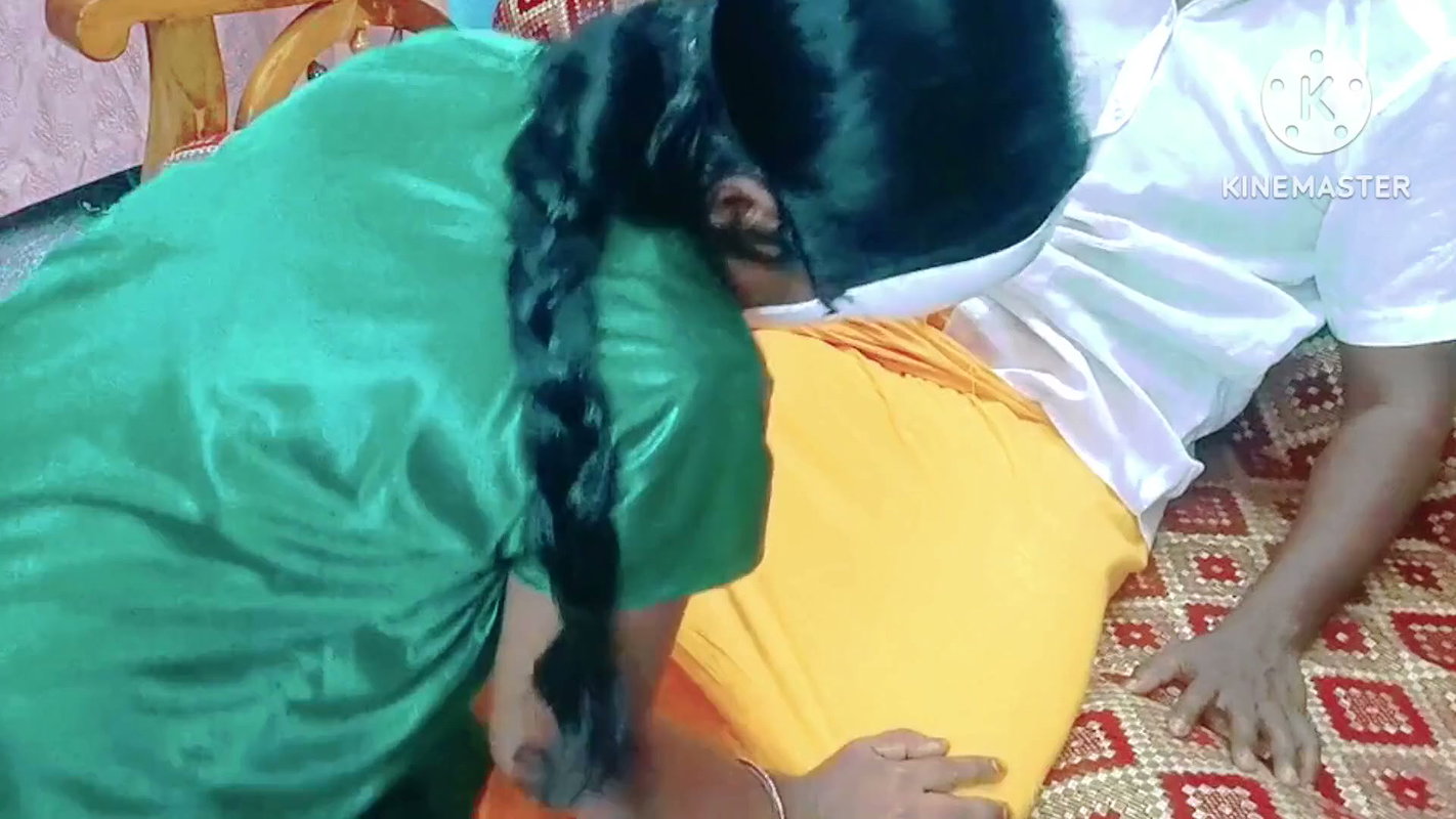 Unsatisfied Housewife Seduced Her Father in Law and Get Fucked by Him – Full Tamil Audio with Loud Moaning