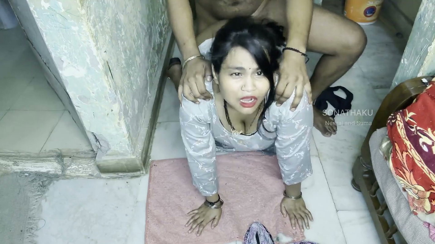 Hot Desi Aunty Giving Risky Blowjob to Stepbrother in Kitchen – Homemade