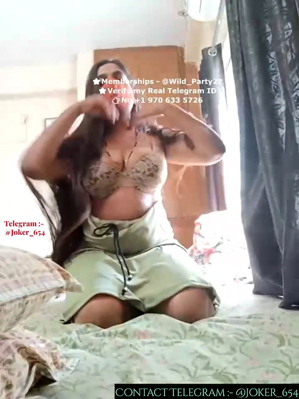 Sana 12Min stripchat ticket show