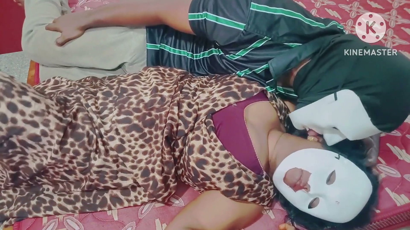 Chennai Colleage Girl Got Mouth Fucked by Her Boy Bestie on Her Birthday – Tamil Audio with Loud Moaning