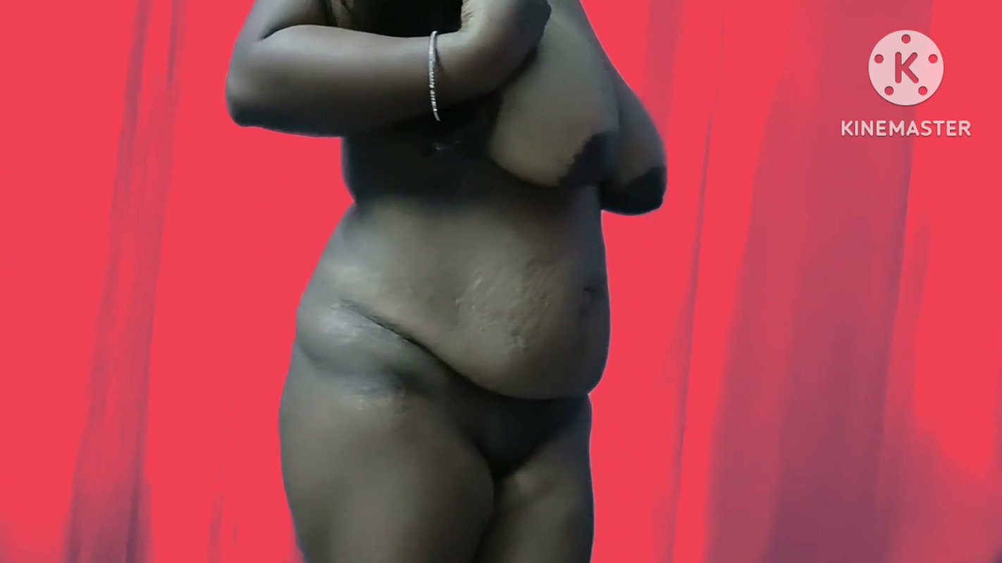 Desi colleage girl showing her huge melons & other assets – full nude show