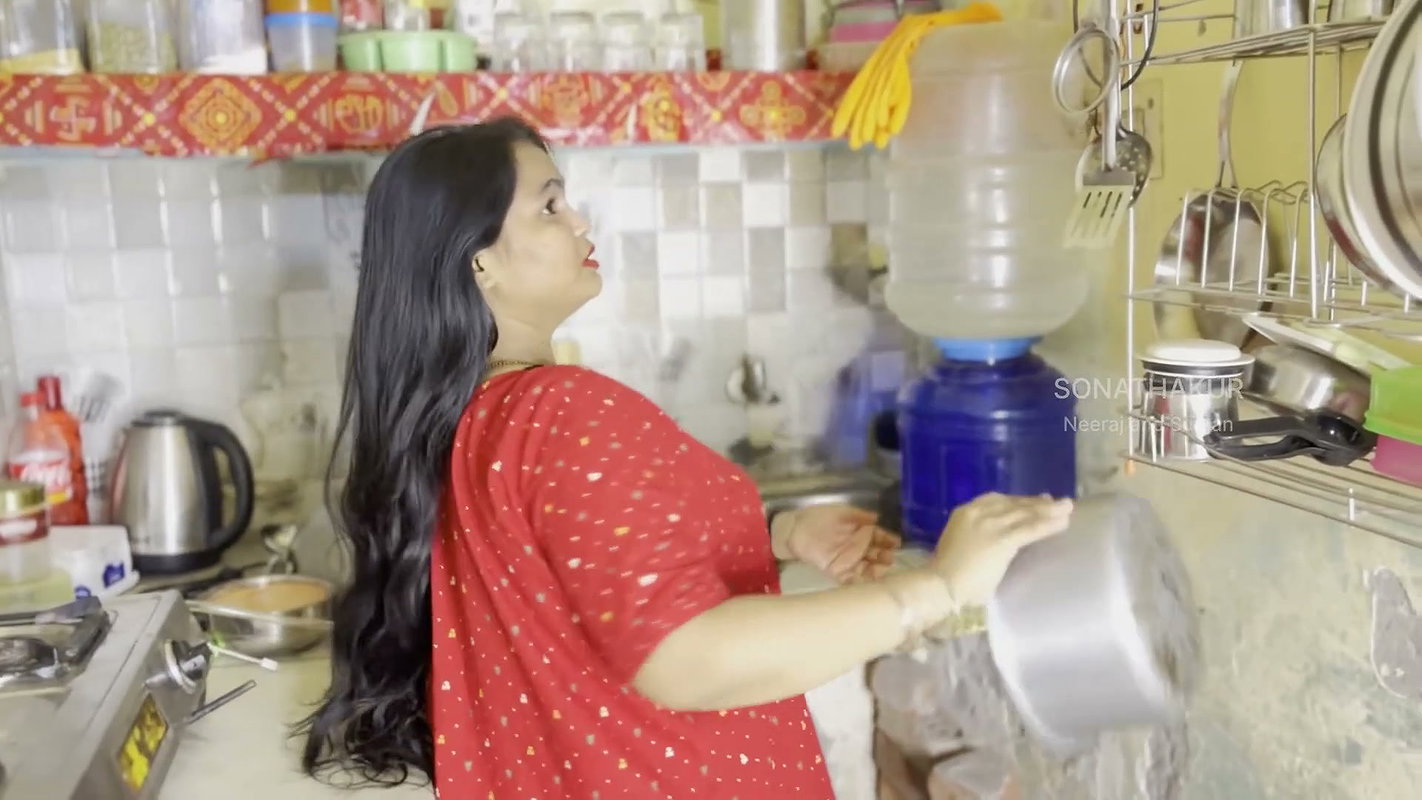 Hot Kitchen Encounter With My Sexy Mami Turned Into Passionate Sex