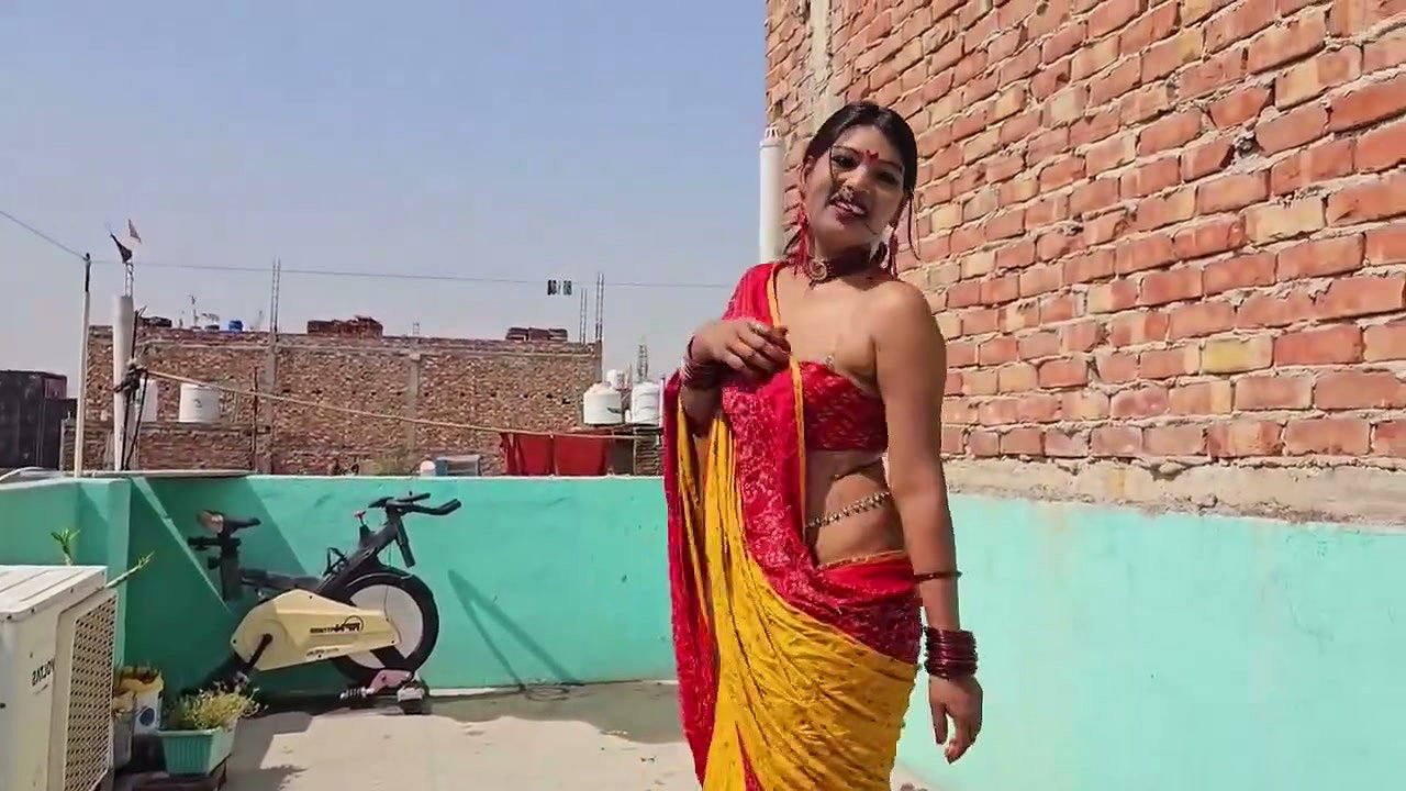 Indian desi village girlfriend meet alone for sex, Desi Girlfriend tight pussy sex video, xxx video
