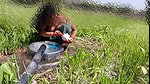 Khet ke pados wali bhabhi bajare ke khet mein nangi Naha rahi thi pados wale devar Ne nahate bhabhi ko Raji karke Ghar jakar gand Mari bhabh