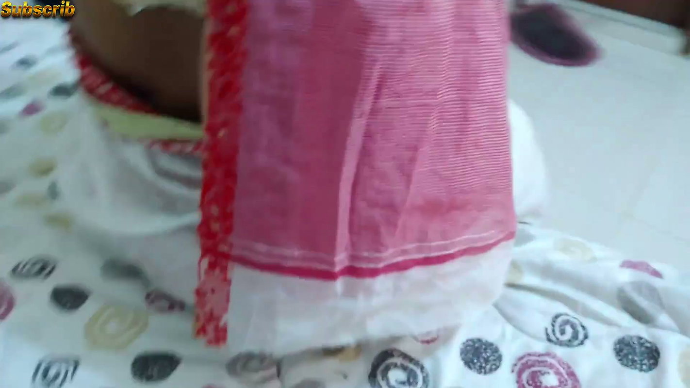 Neighbor Stripping Her Saree & Fucked in Bed – Indian Desi Stepaunty