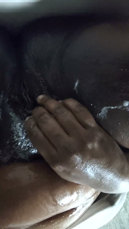 Tamil lady bathing