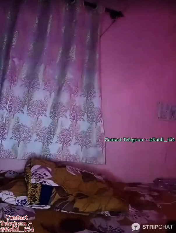 Solo Teasing On Cam 2