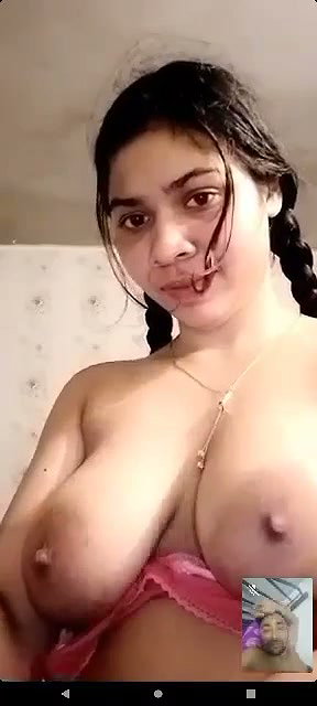 BEAUTIFUL BENGALI GIRL SHOWING BIGBOOBS & SHAVED PUSSY 2 CLIPS 2 1