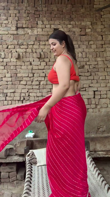 VILLAGE BHABHI STRIP SAREE AND SEXY TEASE 2