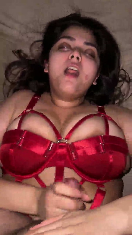 PUNJABI MAAL SHOWING SEXY FIGURE & FINGERING PUSSY UPDATES 4 CLIPS 2 1