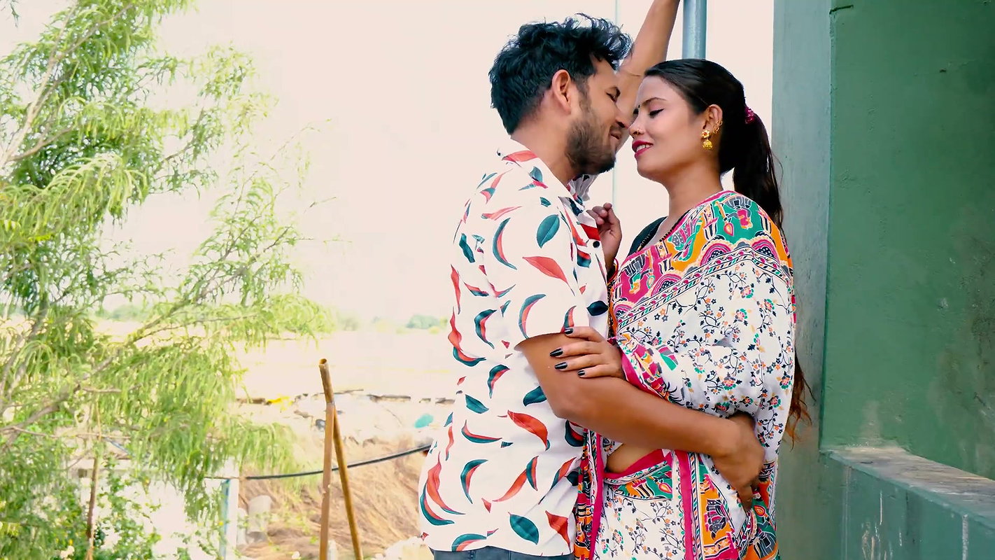 radha chauhan multiple smooching navel kiss song 2
