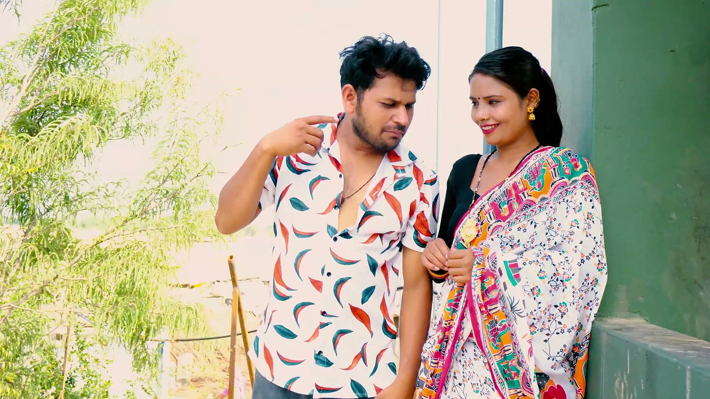 radha chauhan multiple smooching navel kiss song 2