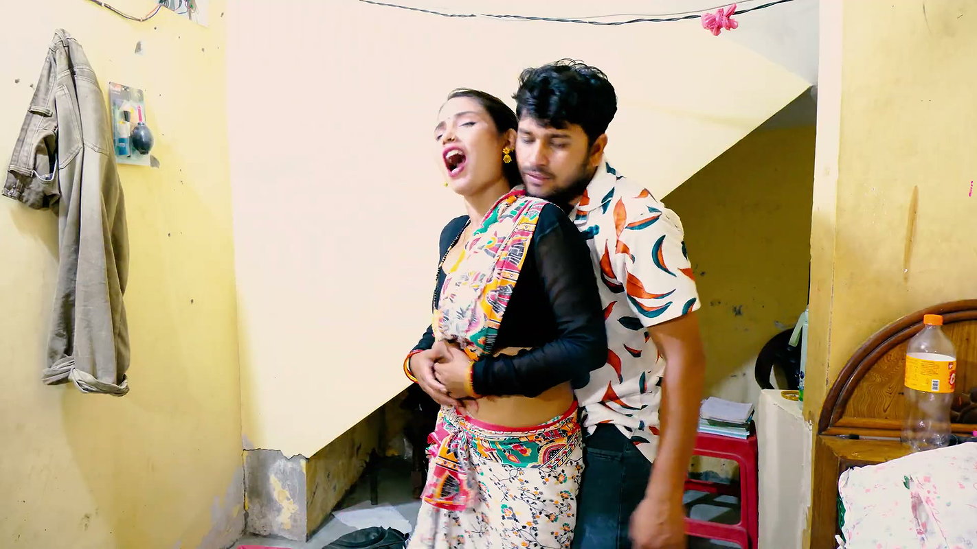 radha chauhan multiple smooching navel kiss song 2
