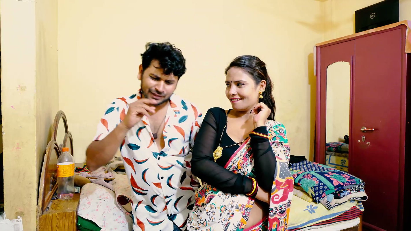 radha chauhan multiple smooching navel kiss song 2