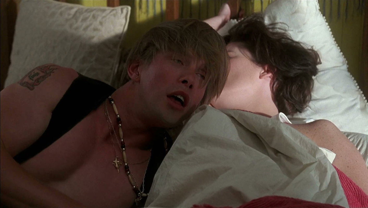 Flynn Boyle hottest nude scenes – Threesome 1994 2