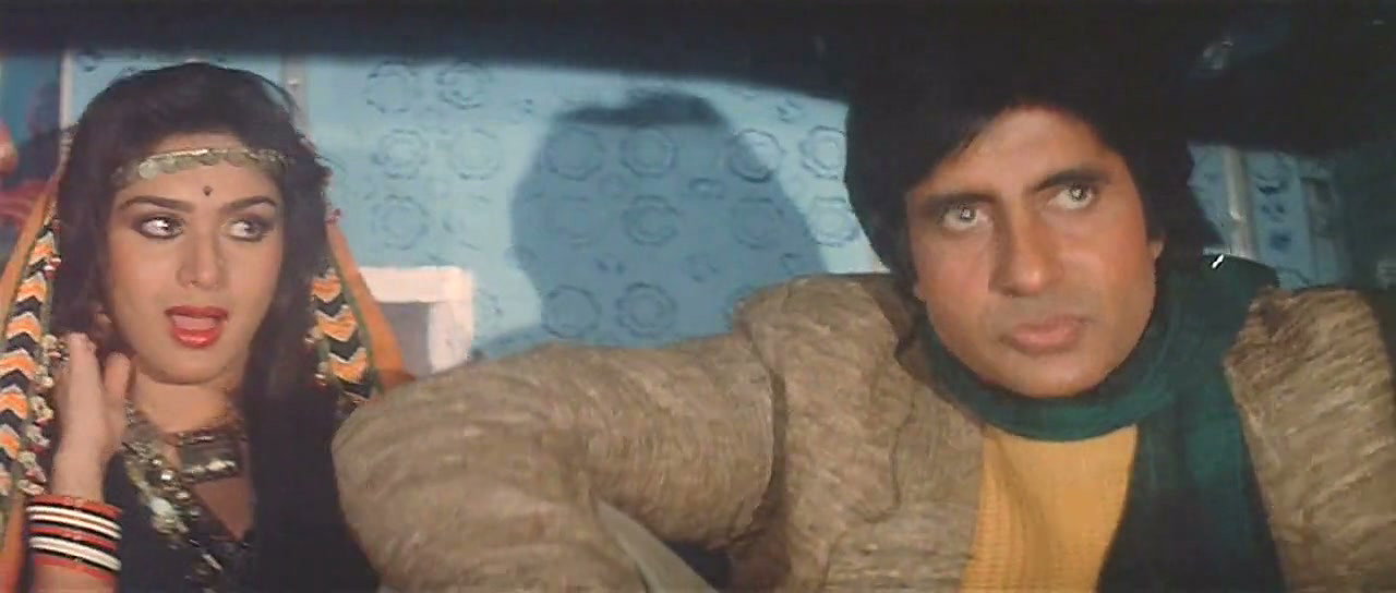 Meenakshi_Seshadri_Ganga_Jamuna_Saraswathi_Scenes