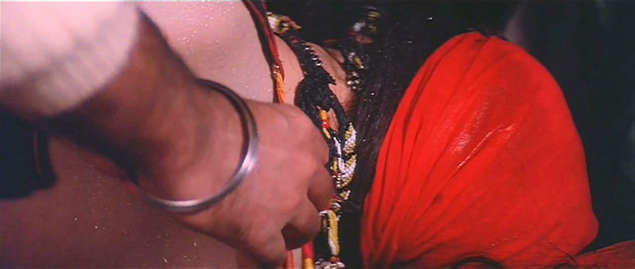 Meenakshi_Seshadri_Ganga_Jamuna_Saraswathi_Scenes