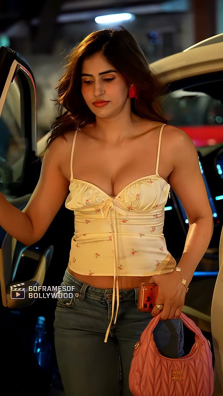 MALIK YUMMY LUSTY CLEAVAGE SEDUCTIVE TEASE HQ VIDEOS 2 1