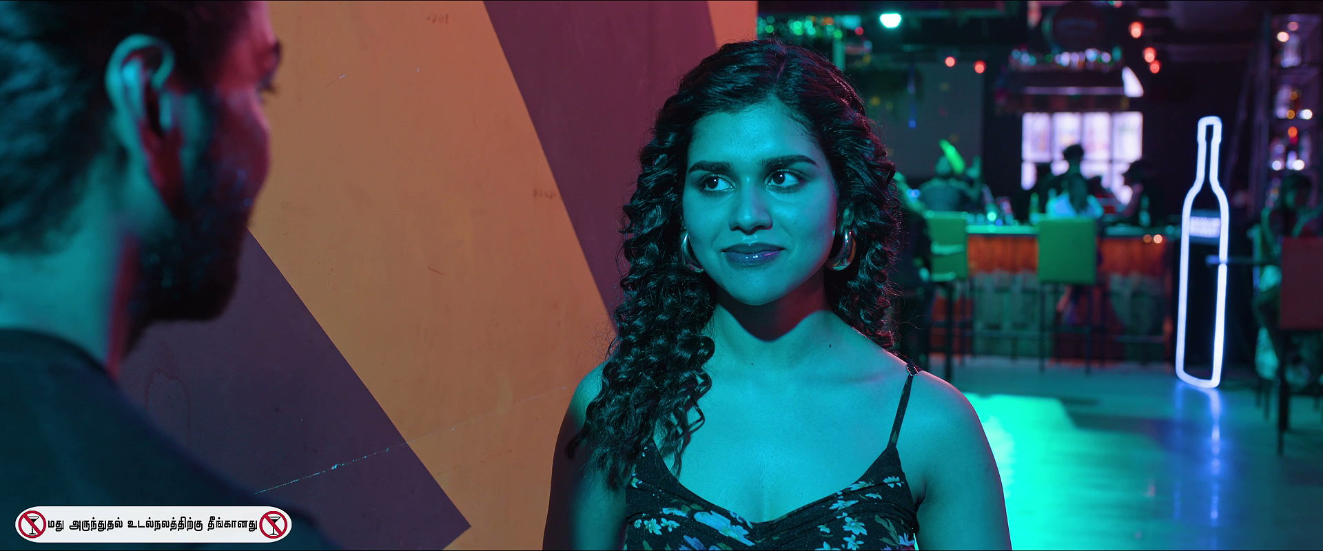 Sattendru_Maarudhu_Vaanilai_joined_j1