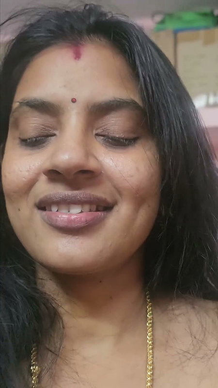 mallu beautiful wife ride husband record her tits and naval 2