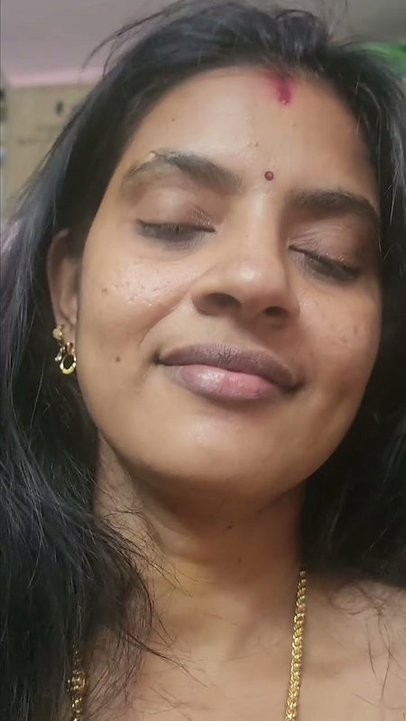 mallu beautiful wife ride husband record her tits and naval 2