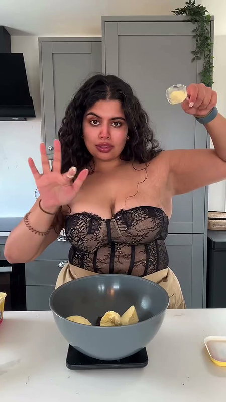 nre big boobs and cleavage in black saree 2 2