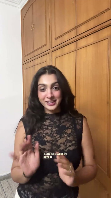 desi girl sexy deep navel in white top 2 2