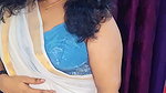 aunty fleshy navel in white saree 2 2