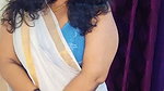 aunty fleshy navel in white saree 2 2