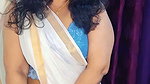 aunty fleshy navel in white saree 2 2